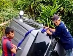 Mobil Terperosok ke Anak Sungai di Lambau, Minim Rambu dan Pengaman Jalan Kembali Disorot