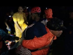 Banjir Susulan di Padang Pariaman, Tim Rescue Korpolairud Evakuasi 250 Warga