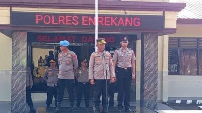 Apel Pagi Pekan Pertama 2026 : Wakapolres Enrekang Kompol Ali Maksum, Gaungkan Commander Wish “SETIA” Kapolres