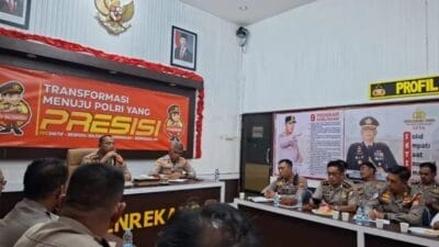 Gelar Arahan, Kapolres Enrekang Tekankan Komitmen Pelayanan Prima dan Kesiapan Personel di Awal Tahun 2026