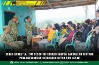 Cegah Karhutla, Tim Sesko TNI Edukasi Warga Sanggulan tentang Penanggulangan Kebakaran Hutan dan Lahan